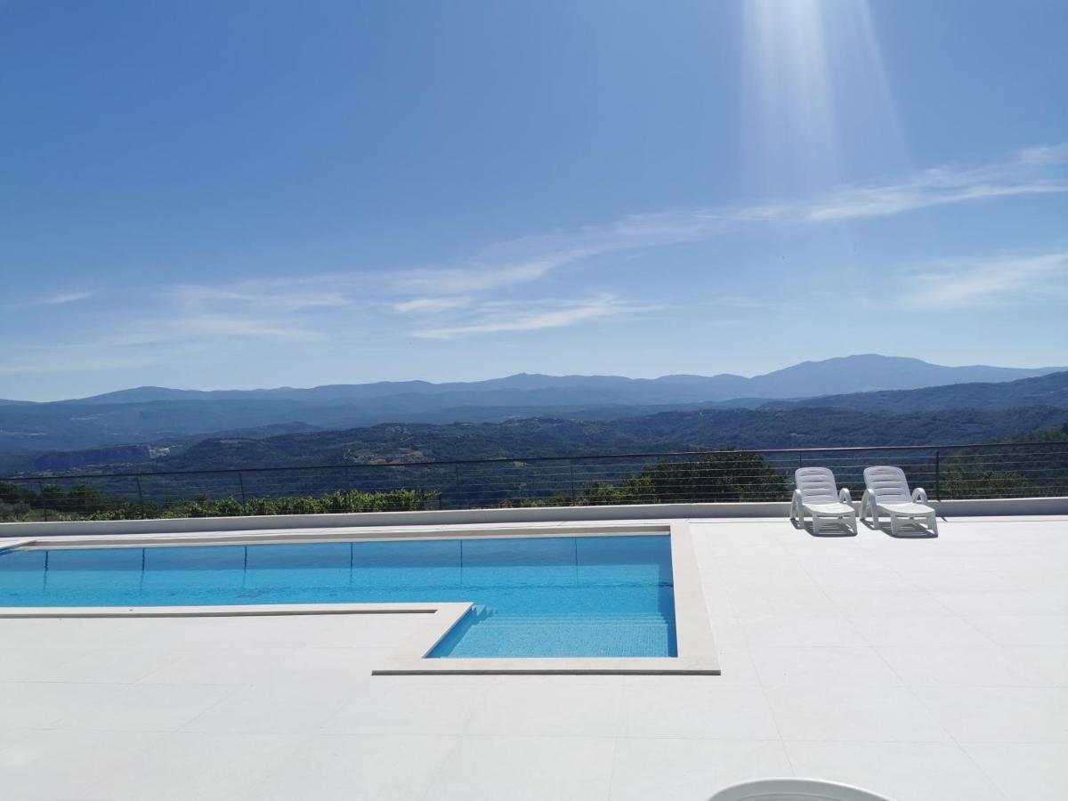Villa Panorama Buzet Luaran gambar