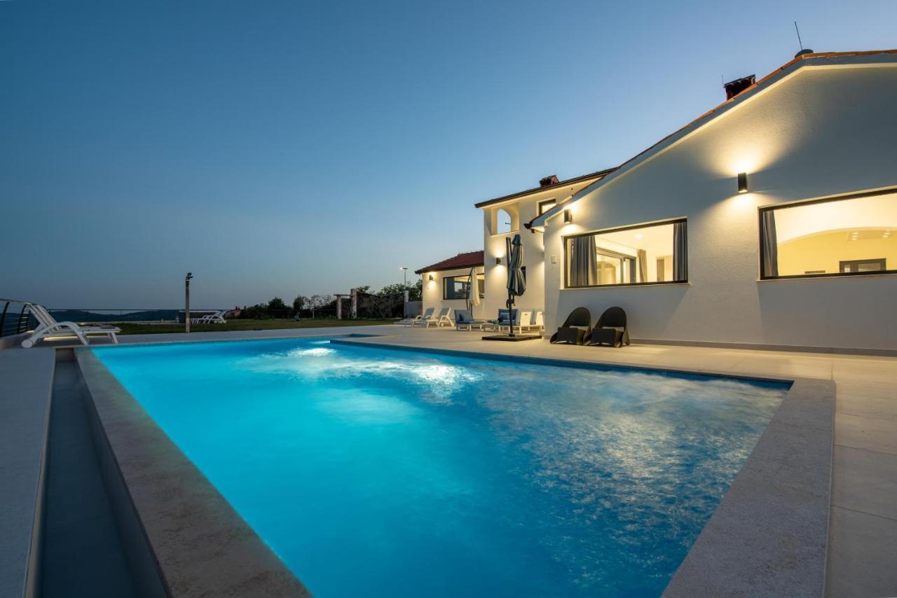 Villa Panorama Buzet Luaran gambar