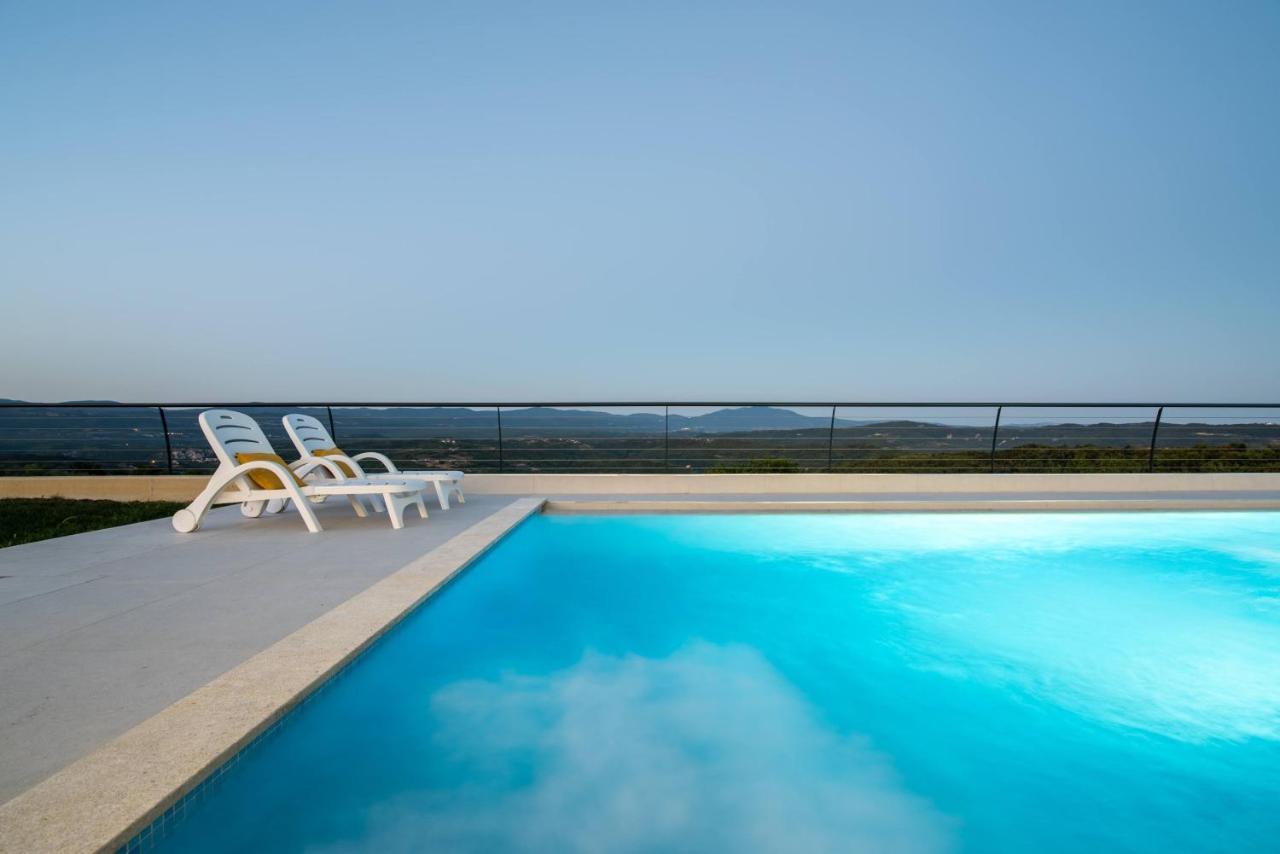 Villa Panorama Buzet Luaran gambar